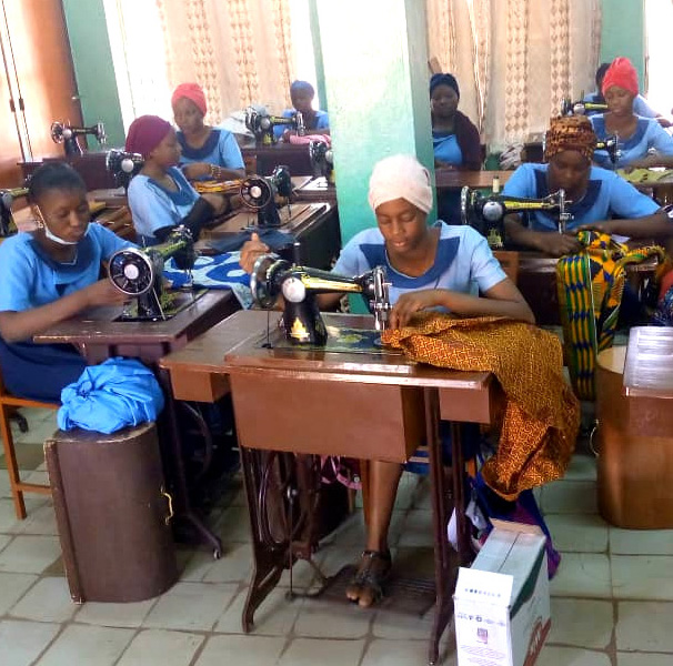 Taller de costura para formación de mujeres en Niamey, Níger.